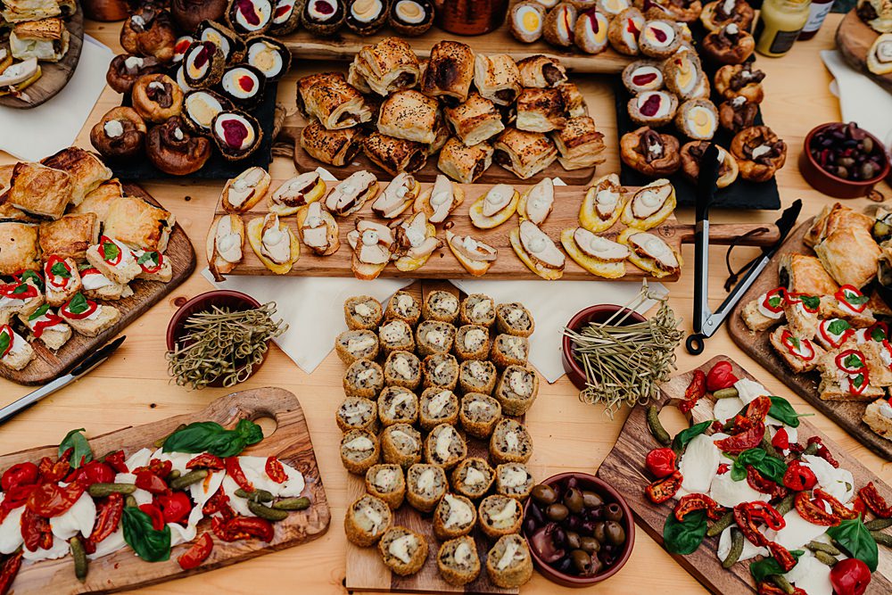 18 Wedding Finger Food Ideas & Late-Night Snacks