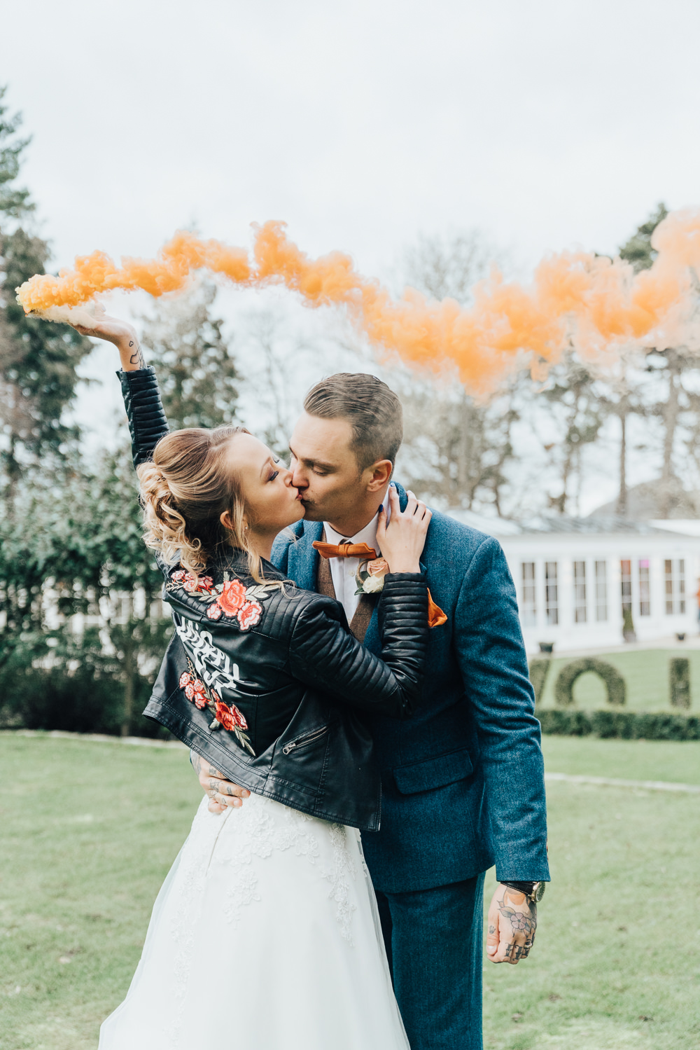 Beautiful Hoop Decor Wedding Ideas with Smoke Bombs & a Moongate