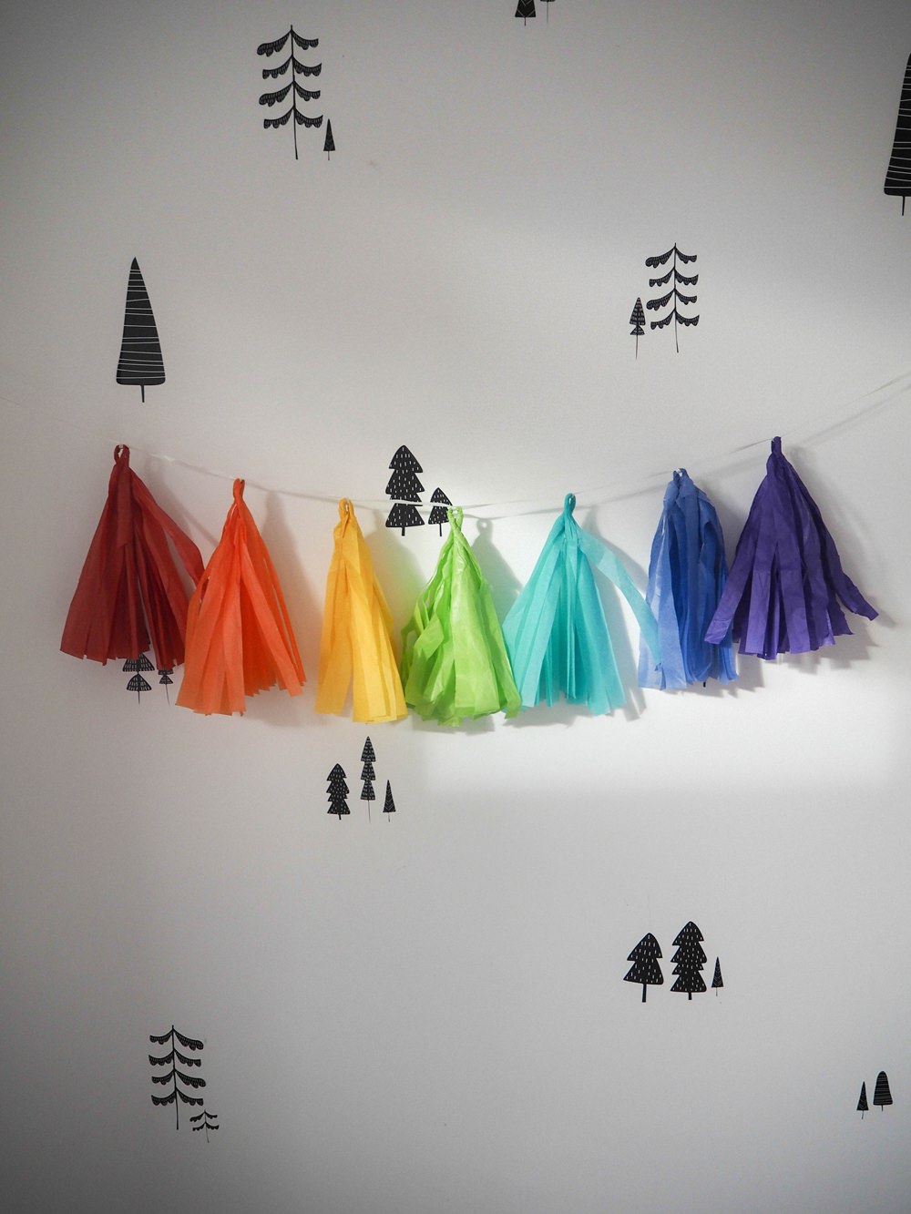 Creative Converting Iridescent Tissue Paper Tassel Garland