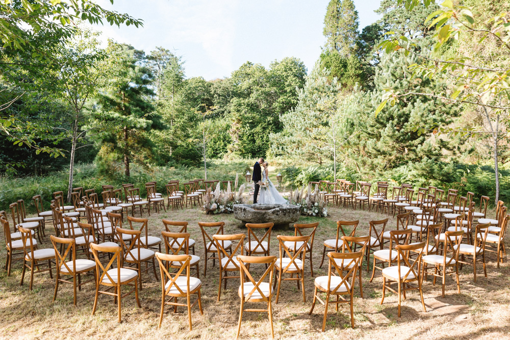 Wild Romance Woodland Wedding Ideas with a Round Ceremony & Curved Reception