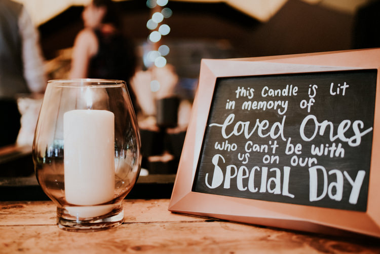 Wedding Memory Table Ideas – Create A Special Memorial