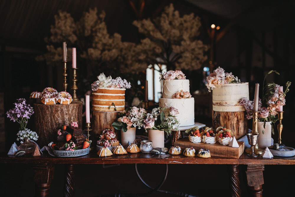 35 One-Tier Wedding Cake Ideas